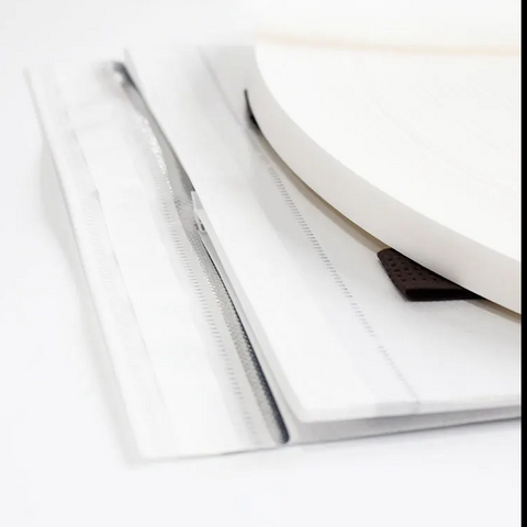 段ボール封筒用の白色防水永久シールテープ